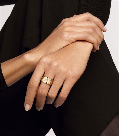 coco chanel crush ring|Chanel coco crush beijing.